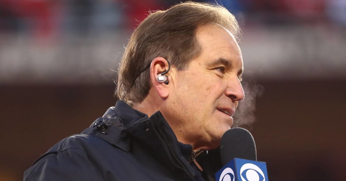 NFL Fans Roasted Tony Romo And Jim Nantz For Their Super Awkward Hug ...