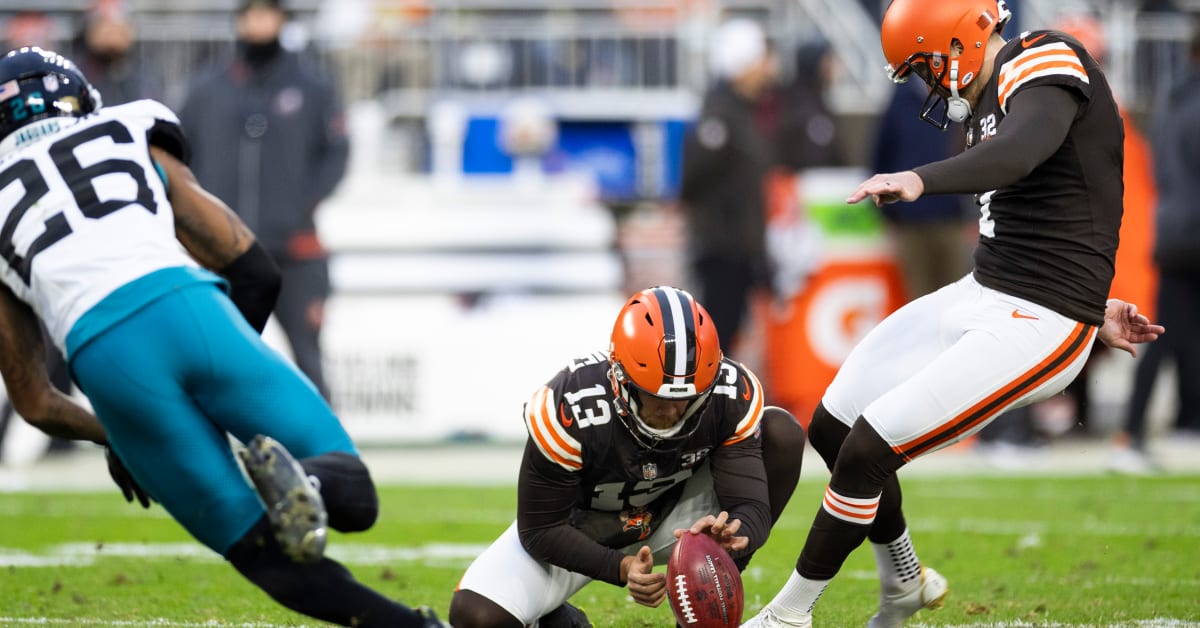 Browns Dealing With Key Special Teams Injury Against Texans - Sports ...