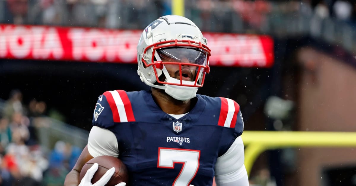 New England Patriots' Receiver Among '12 Worst Free-Agent Signings ...