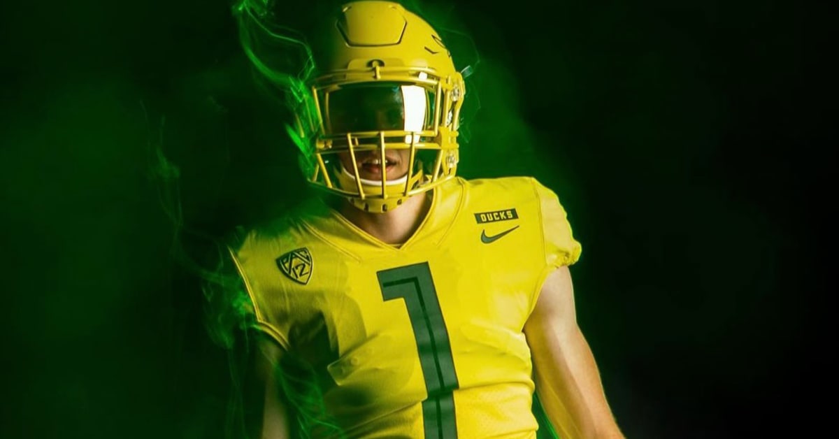 PODCAST: 2024 5-Star Wide Receiver Gatlin Bair Commits To Oregon Ducks ...