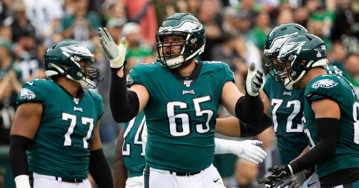 Lane Johnson to 'retire an Eagle' after signing one-year extension