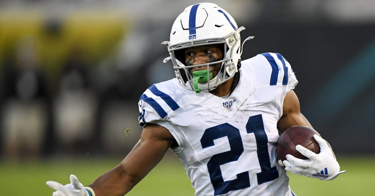 Indianapolis Colts RB Nyheim Hines has a concussion after big hit