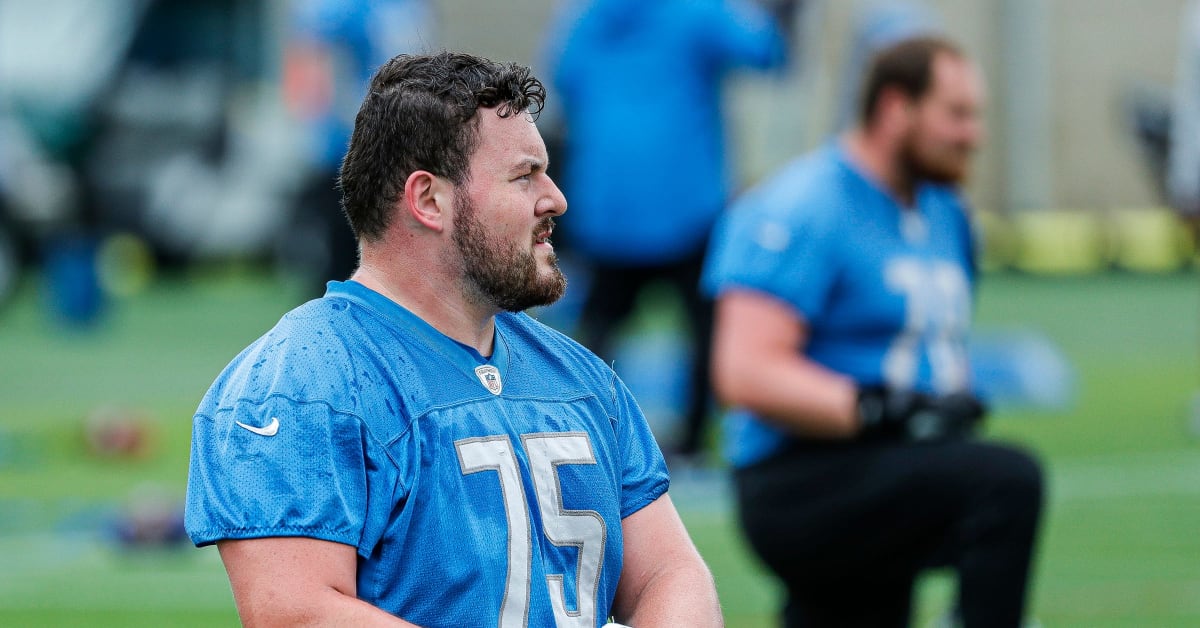 Bills sign offensive lineman Kevin Jarvis to one-year deal