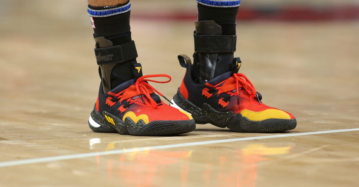 Trae Young Debuts Adidas Trae Unlimited in NBA Playoffs - Sports  Illustrated FanNation Kicks News, Analysis and More