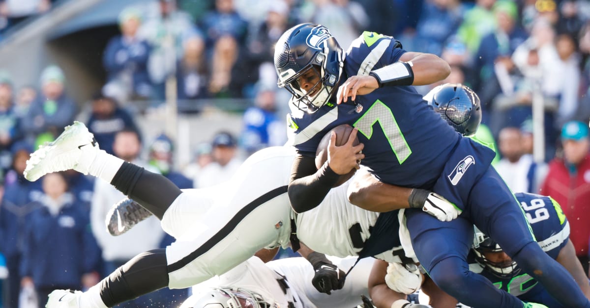 Seattle Seahawks Lose to Las Vegas Raiders 40-34 on 86-Yard Josh Jacobs Run  in OT - Sports Illustrated Seattle Seahawks News, Analysis and More