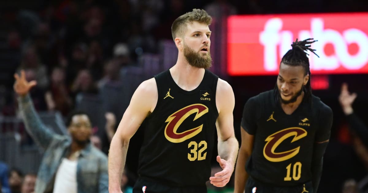 Dean Wade Takes Over In Cavaliers Fourth Quarter Comeback Victory Over ...