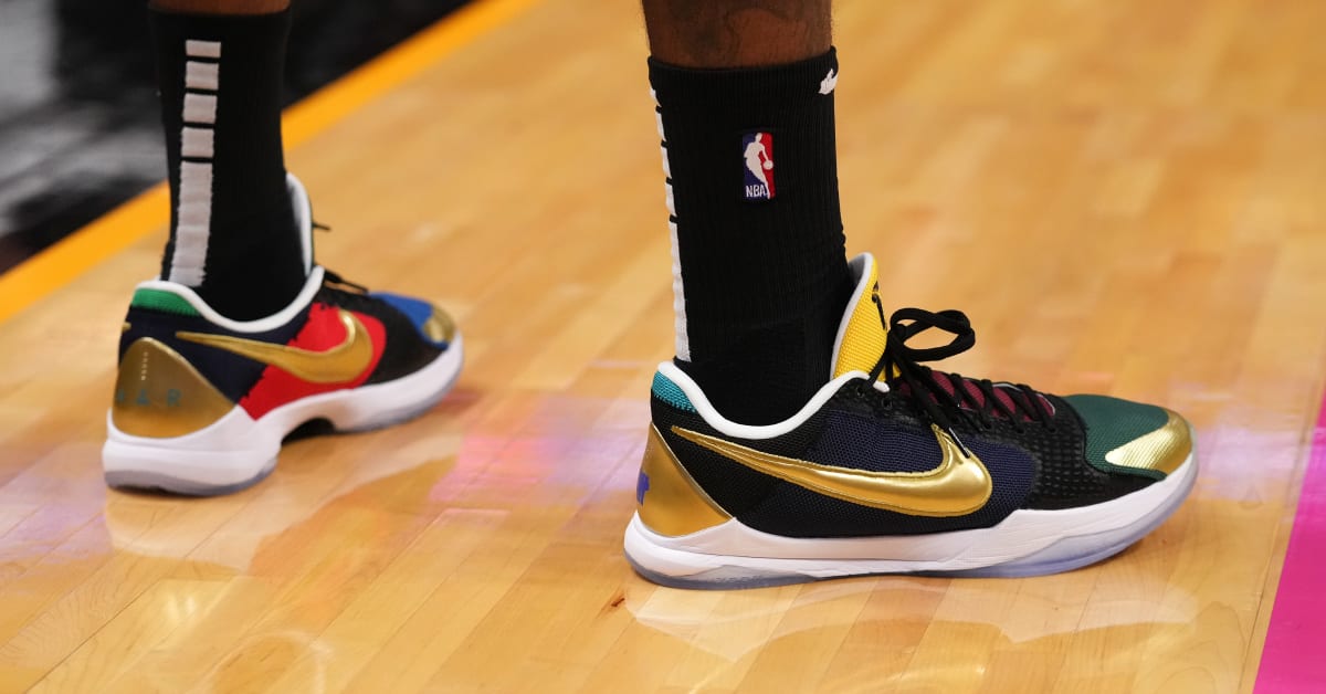 Why is Paul George wearing Kobes instead of his signature shoe, the PG6? -  Clips Nation