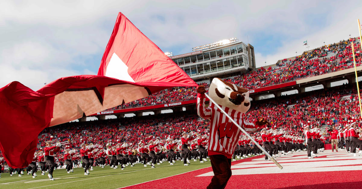 Wisconsin football recruiting new offer goes out to 2024 tight end