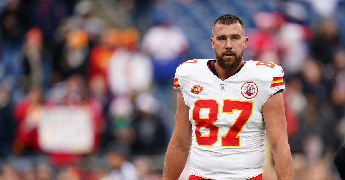 Travis Kelce Wears LeBron James' Sneakers Before Chiefs Game - Sports ...