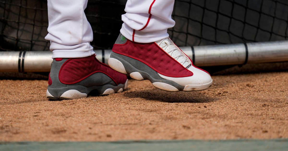 Elly De La Cruz Represented Two Sneaker Brands in MLB Debut - Sports