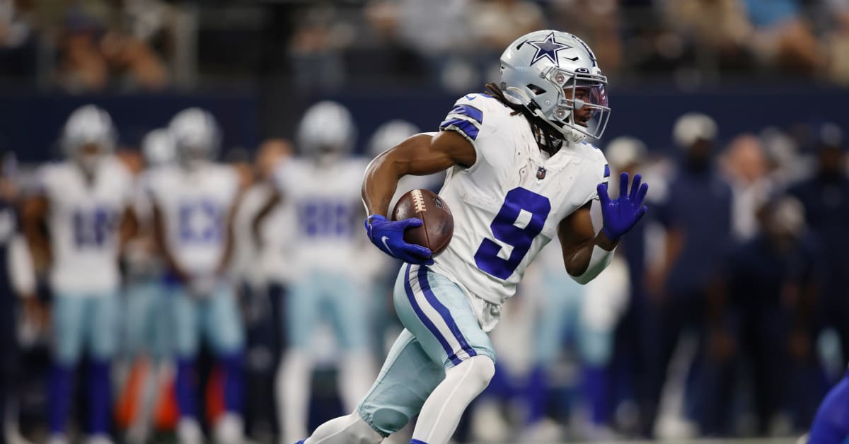 Dallas Cowboys wide receiver KaVontae Turpin (9) returns a punt against the  Houston Texans during an NFL football game in Arlington, Texas, Sunday, Dec.  11, 2022. (AP Photo/Ron Jenkins Stock Photo - Alamy