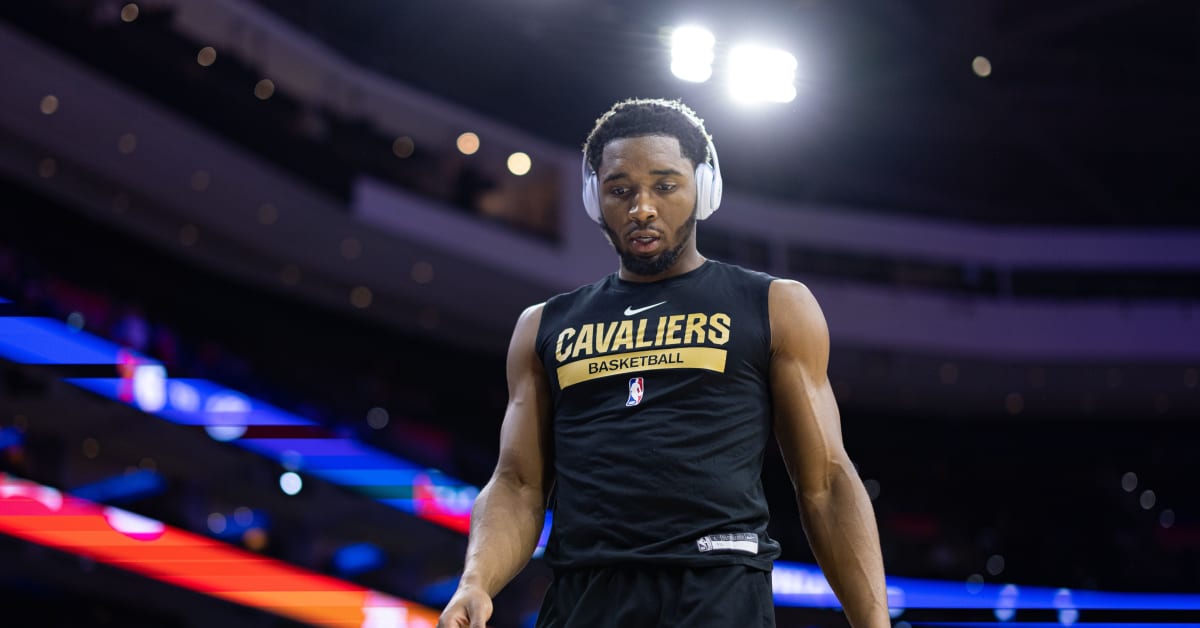 Donovan Mitchell will not sign extension with Cavaliers now, maybe next  summer - NBC Sports