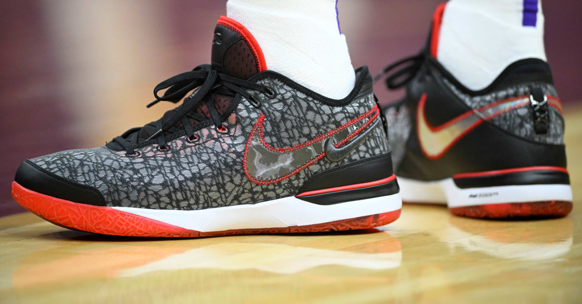 LeBron James Debuts Affordable New Nike Shoes - Sports Illustrated  FanNation Kicks News, Analysis and More