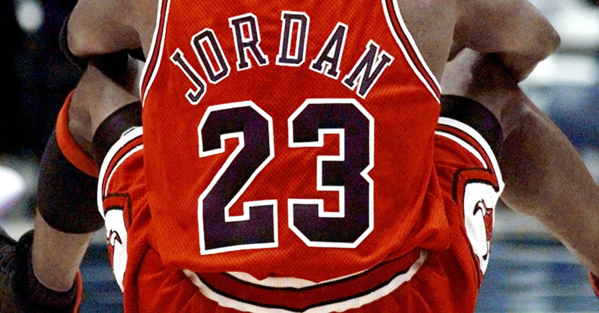 Chicago Sports: The legendary number 23 for each team - Page 3