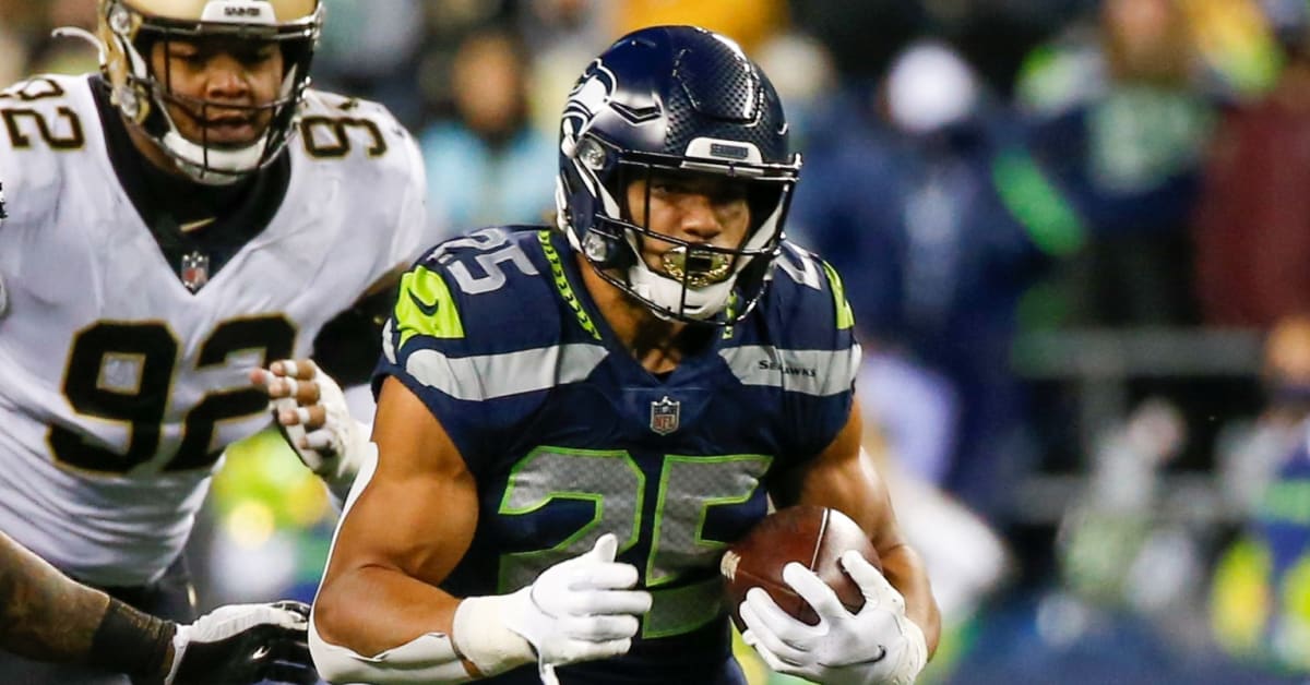 Seahawks RB Travis Homer Named NFC Special Teams Player Of The Week