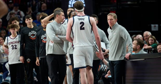 Men's College Basketball Rankings: Gonzaga Falls To No. 14 In AP Top 25 ...