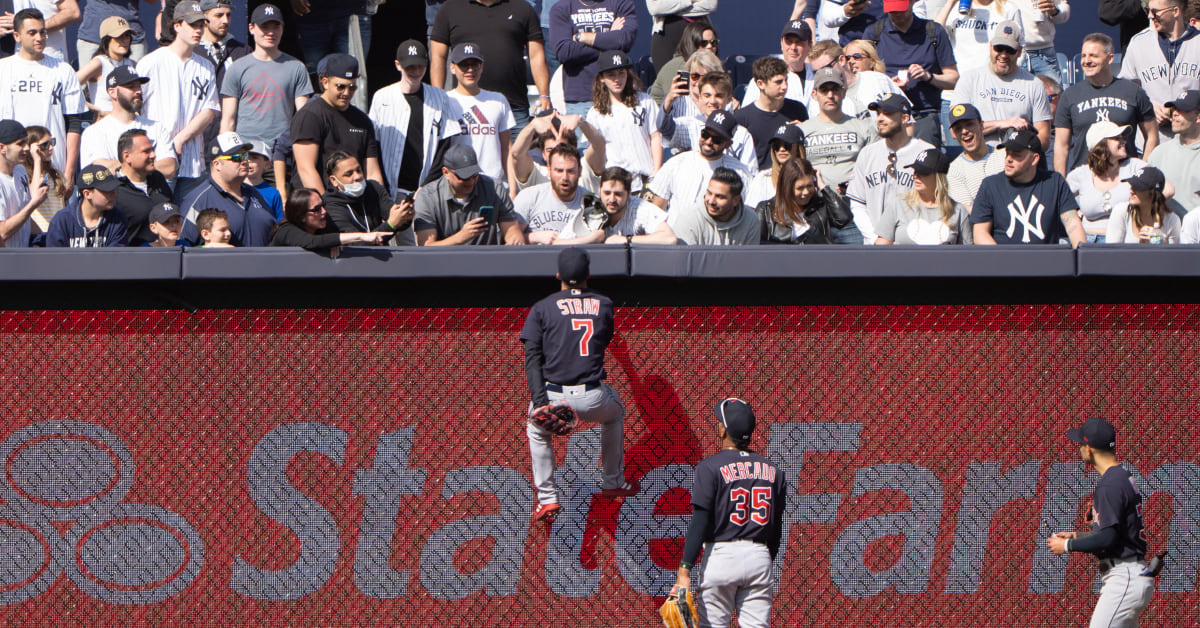 Yankees fans ripped by Guardians OF Myles Straw after ugly