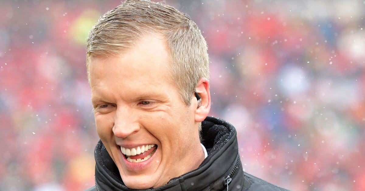 Chris Simms slams ESPN for 'treating us like dummies' during Monday Night  Football coverage in live TV rant