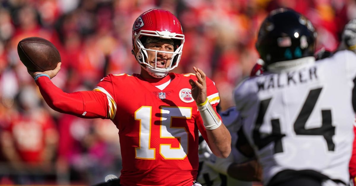 NFL: Chiefs rout Raiders for AFC's top seed; Jaguars top Titans