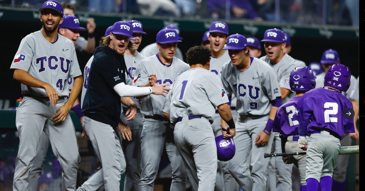 15 TCU Baseball Rolls Past 8 Arkansas at Globe Life Field Sports