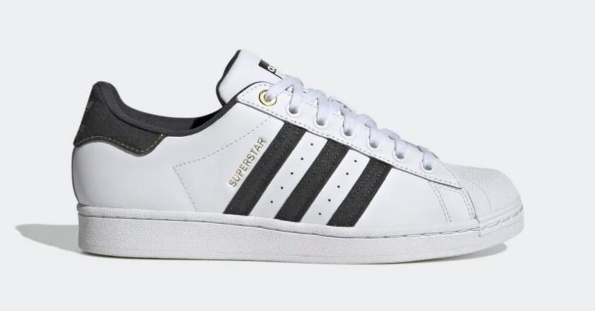 adidas Superstar Review - Sports