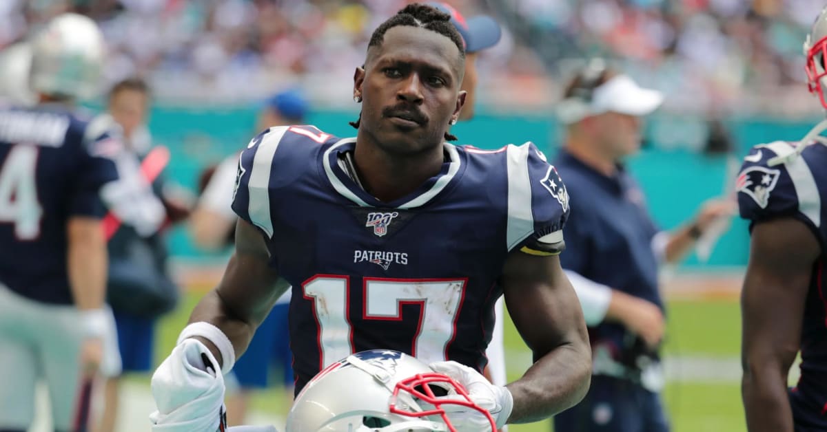 Antonio Brown explains why he chose No. 17 with Patriots