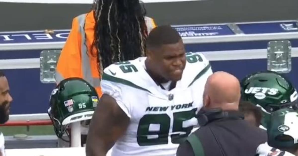 Jets Player, Coach Have To Be Broken Up During Sideline Argument - The  Spun: What's Trending In The Sports World Today