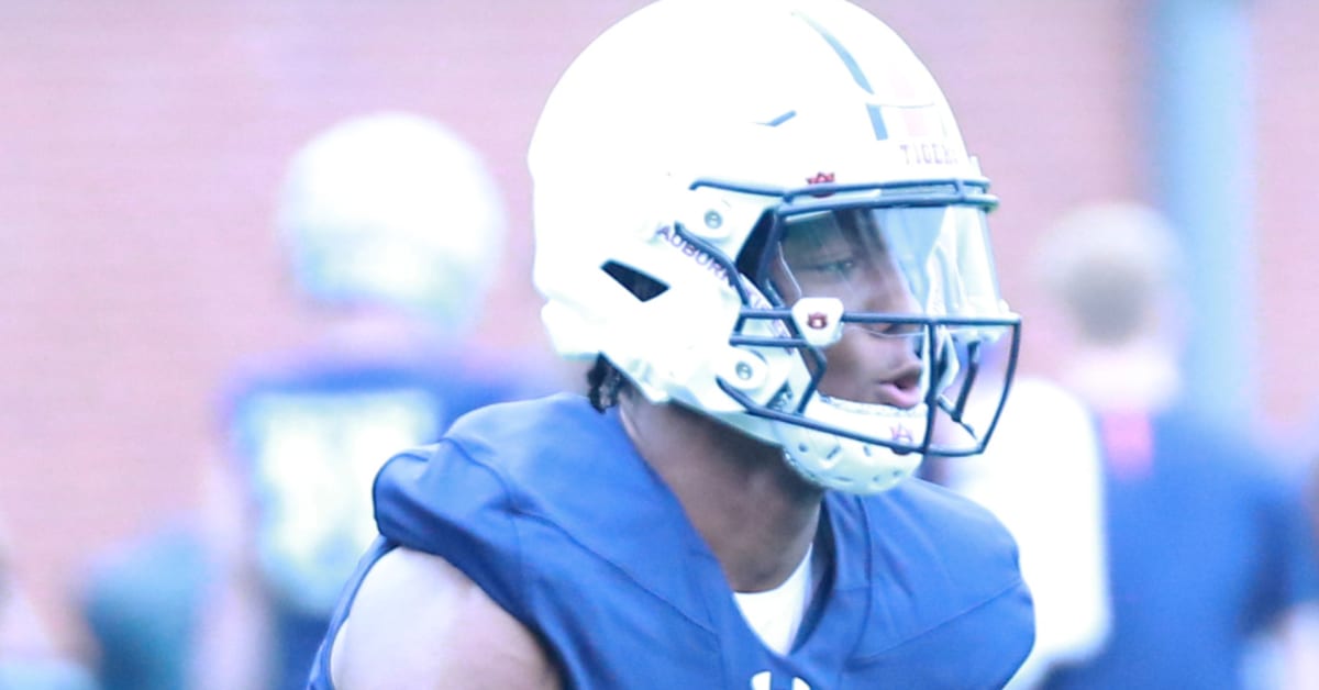 Auburn players share their thoughts on the freshman wide receivers