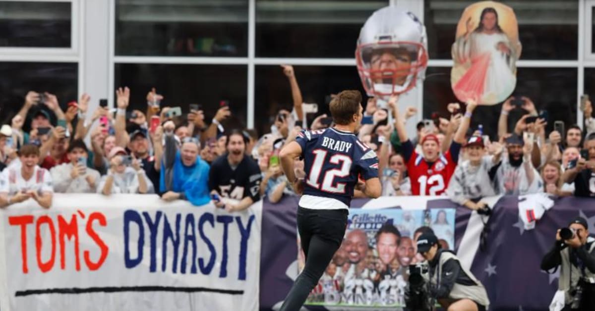 Sidelines: As New England Patriots QB Tom Brady goes, so does a favorite  jersey