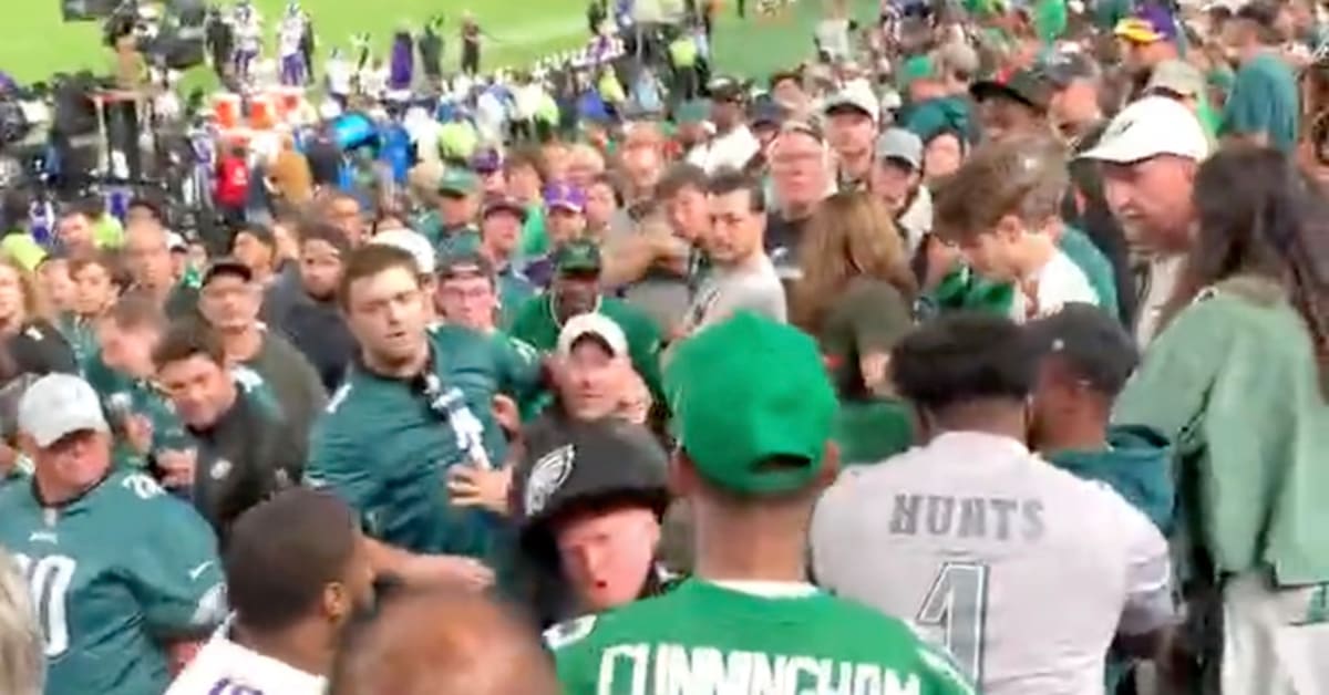 Football fan in stands for last Eagles' NFL championship win