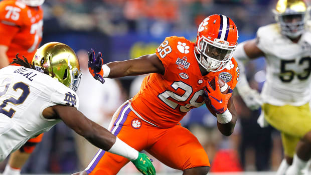 Former Clemson Rb Tyshon Dye Dies After Drowning Accident At