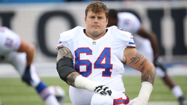 Richie Incognito Raiders G Opens Up About Bullying Funeral