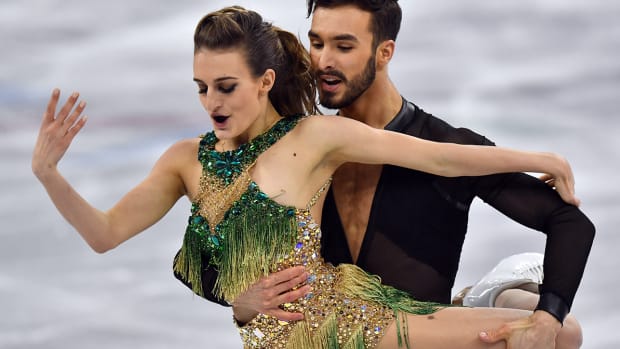 Gabriella Papadakis Loses Her Shirt During Routine Hot Clicks