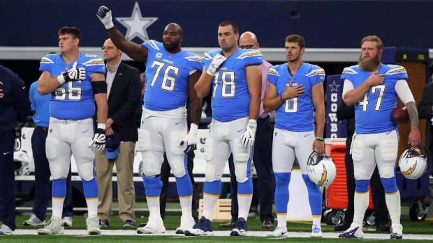 Nfl National Anthem Protest List Of Players Kneeling