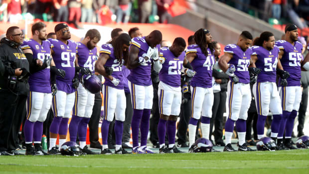 Nfl Players Teams Who Protested During National Anthem In