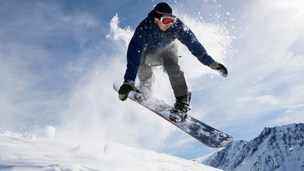 Ski Gear Guide: Snowboarding Wearables, Snow Essentials - Sports ...