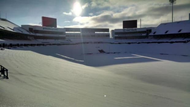 Buffalo snowstorm: With 70 inches of lake effect snow expected, big ...