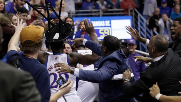 Kansas Vs Kansas State Fight Latest Embarrassment For Bill Self Jayhawks Sports Illustrated