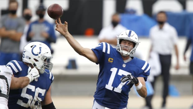 To Open or Close Lucas Oil Stadium Roof, How Much Input Goes Into Indianapolis  Colts' Decision? - Sports Illustrated Indianapolis Colts News, Analysis and  More