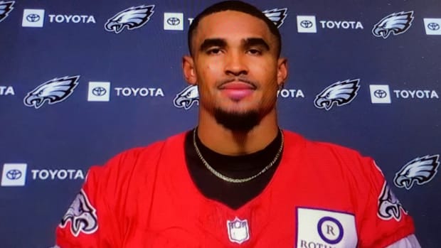 Rent is Due': Jalen Hurts Dazzles, DeVonta Smith Ties Eagles