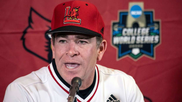 Louisville Baseball's Jack Payton Named a 2023 Buster Posey Award Finalist  - Sports Illustrated Louisville Cardinals News, Analysis and More