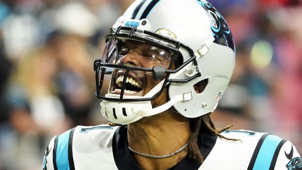 Carolina Panthers Sign QB Cam Newton - Sports Illustrated Carolina Panthers  News, Analysis and More