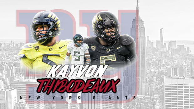 No. 1 Chosen 25 DE Kayvon Thibodeaux commits to Oregon