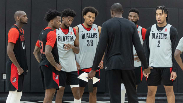 Blazers News: Chauncey Billups On Value of Learning From Scott Brooks -  Portland Trail Blazers News, Analysis, Highlights and More From Sports  Illustrated