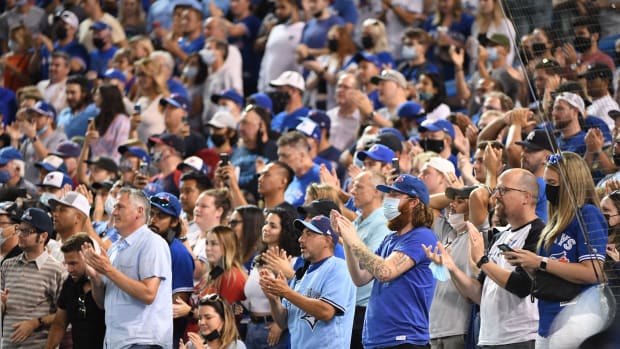 Blue Jays Rogers Centre Capacity Could Be Lifted With Vaccine Requirements Sports Illustrated Toronto Blue Jays News Analysis And More