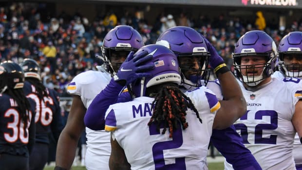 Chicago Bears and Minnesota Vikings in-game blog - Sports Illustrated  Chicago Bears News, Analysis and More