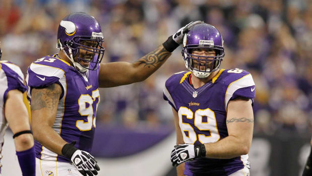 Jared Allen Named 2022 Ring of Honor Inductee