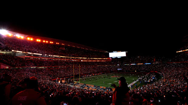 Cincinnati Bengals Close Out an Undefeated November by Toppling Tennessee  Titans, Sports & Recreation, Cincinnati