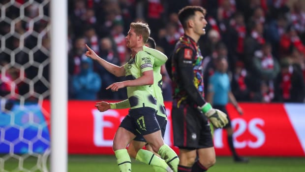 Kevin De Bruyne suffers another Champions League final injury - Futbol on  FanNation