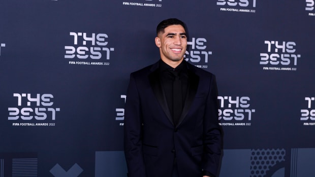 Achraf Hakimi en la entrega de premios The Best